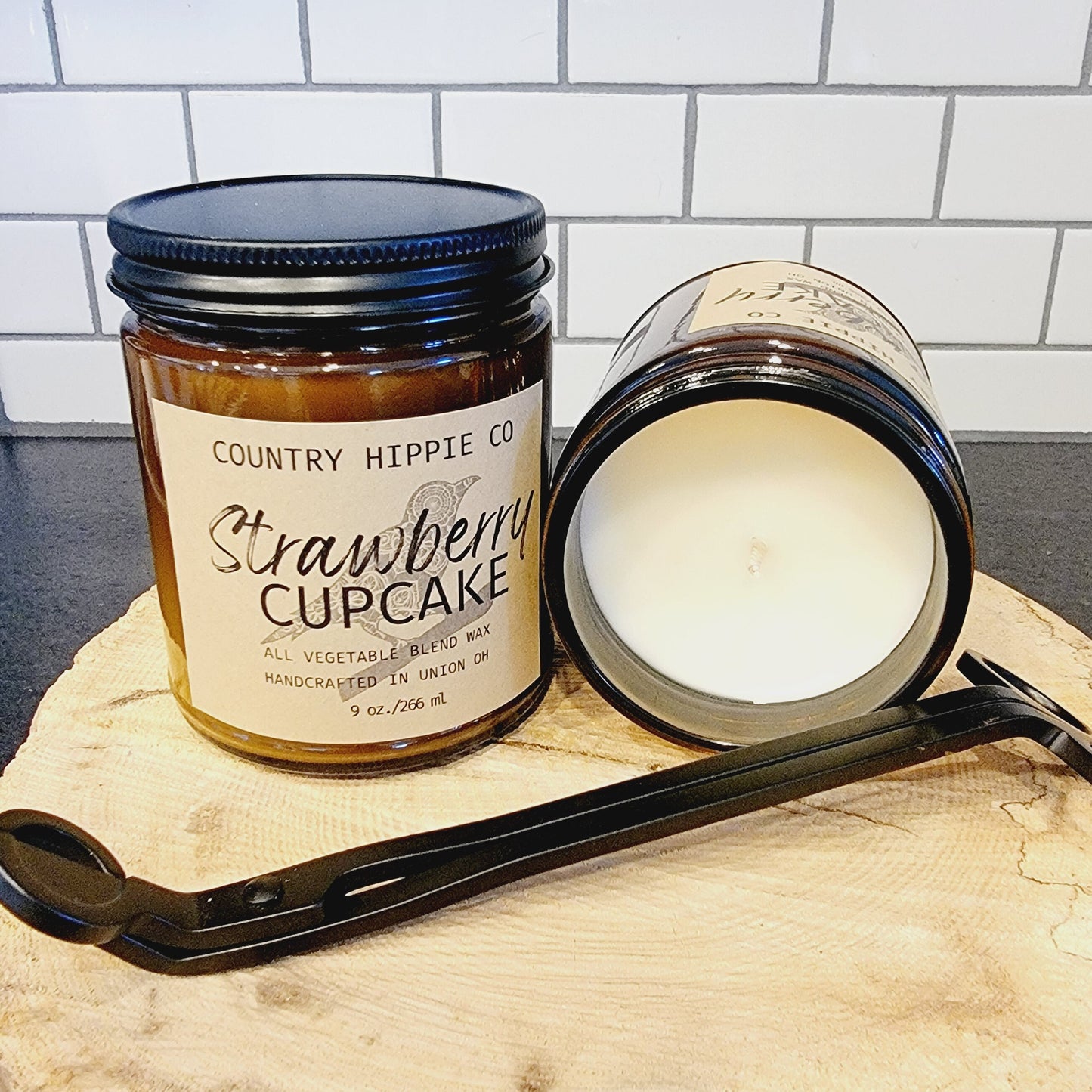 9 oz. STRAWBERRY CUPCAKE Apothecary-Inspired Candle