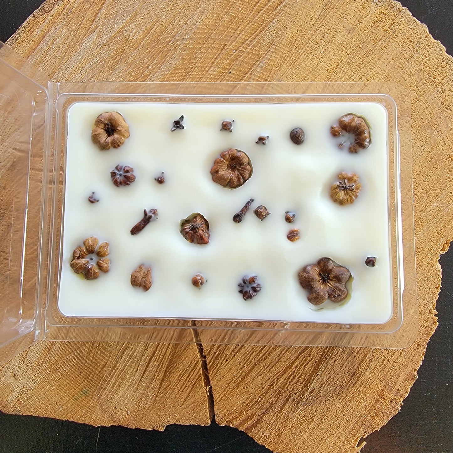 LARGE White Pumpkin + Amber Botanical Wax Melts- 6 oz.